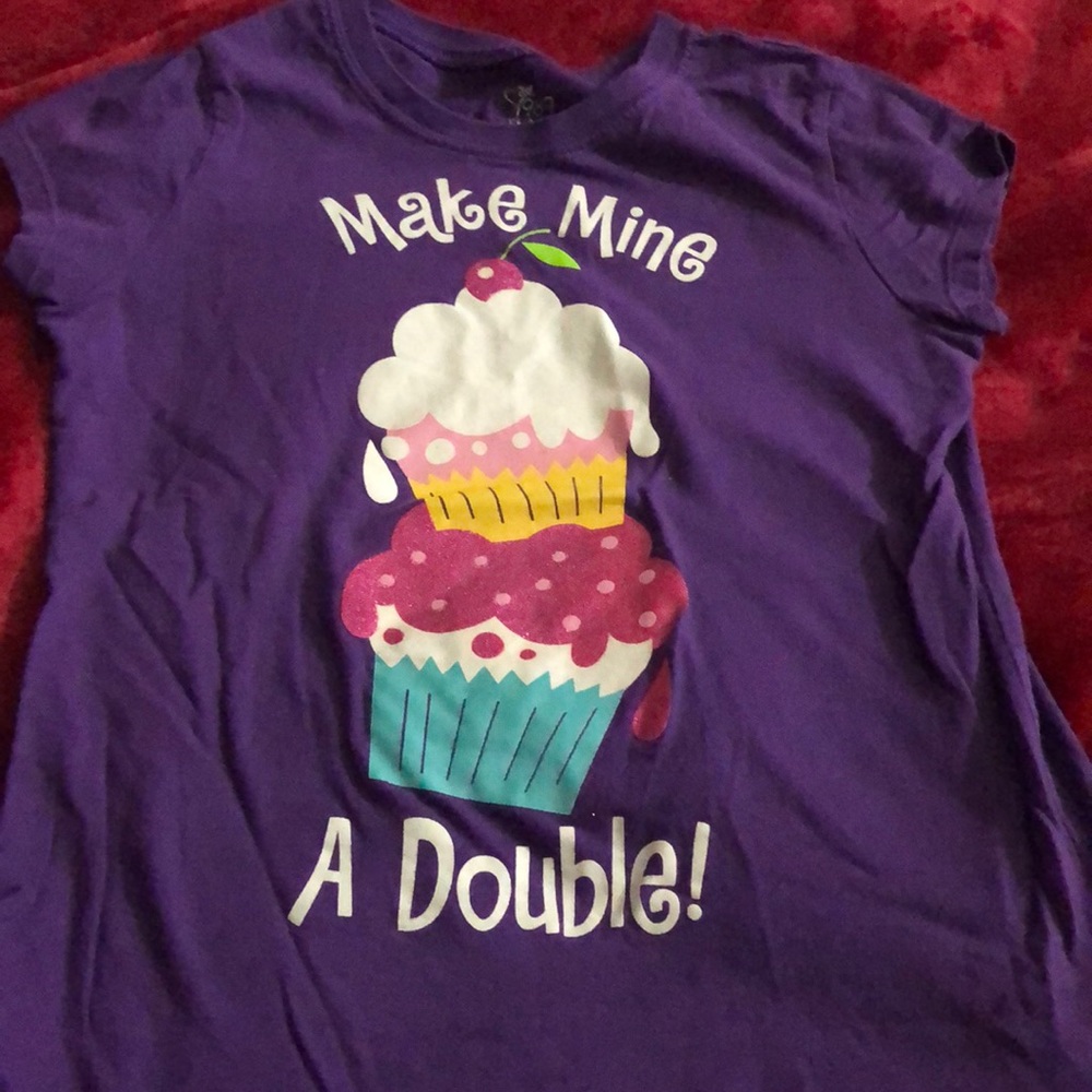 A short sleeve